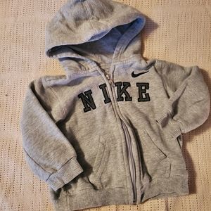 18m Nike hoodie